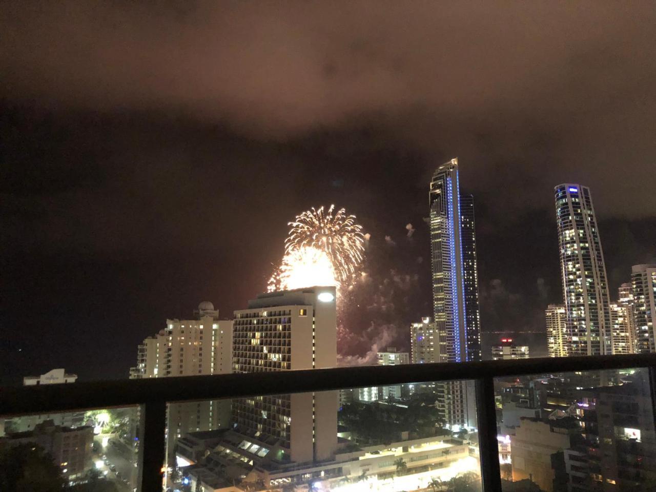 Solaire Apartments Gold Coast Esterno foto